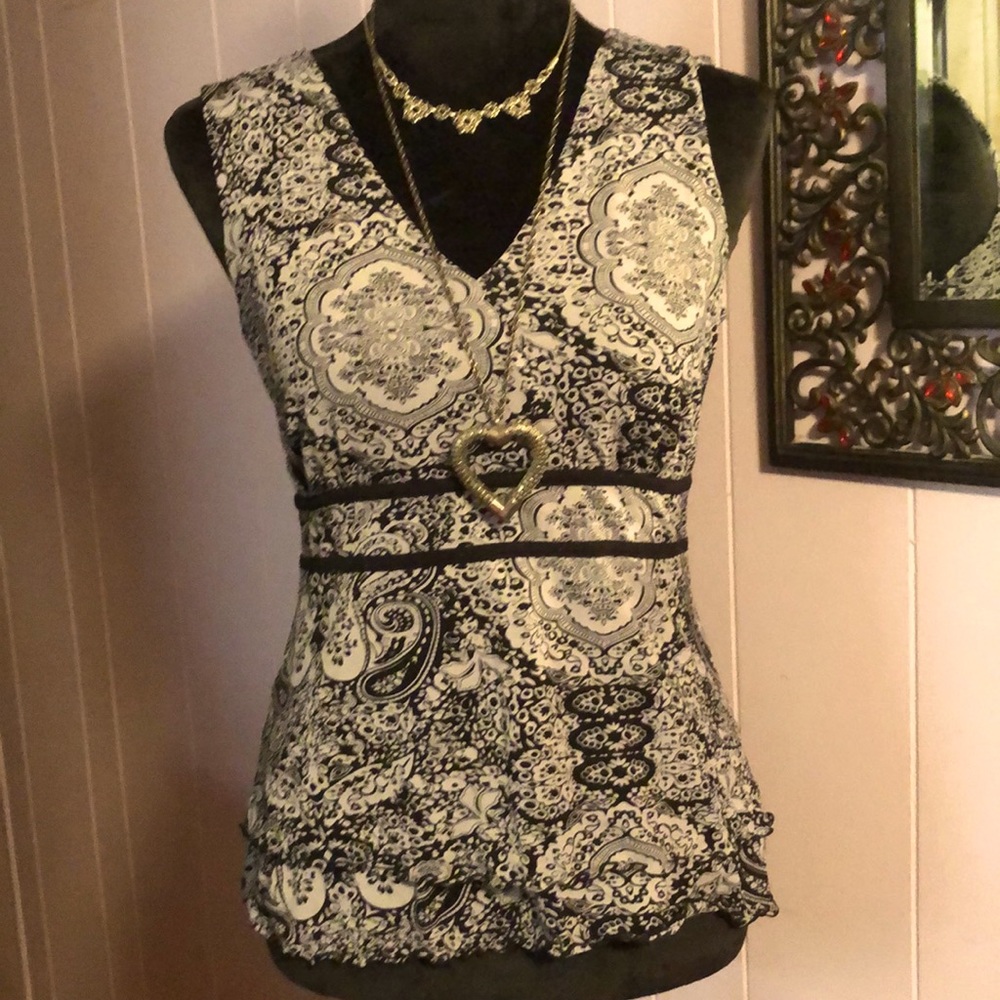 Black & Silver Nylon V-Neck Tank Top w/dbl ruffle